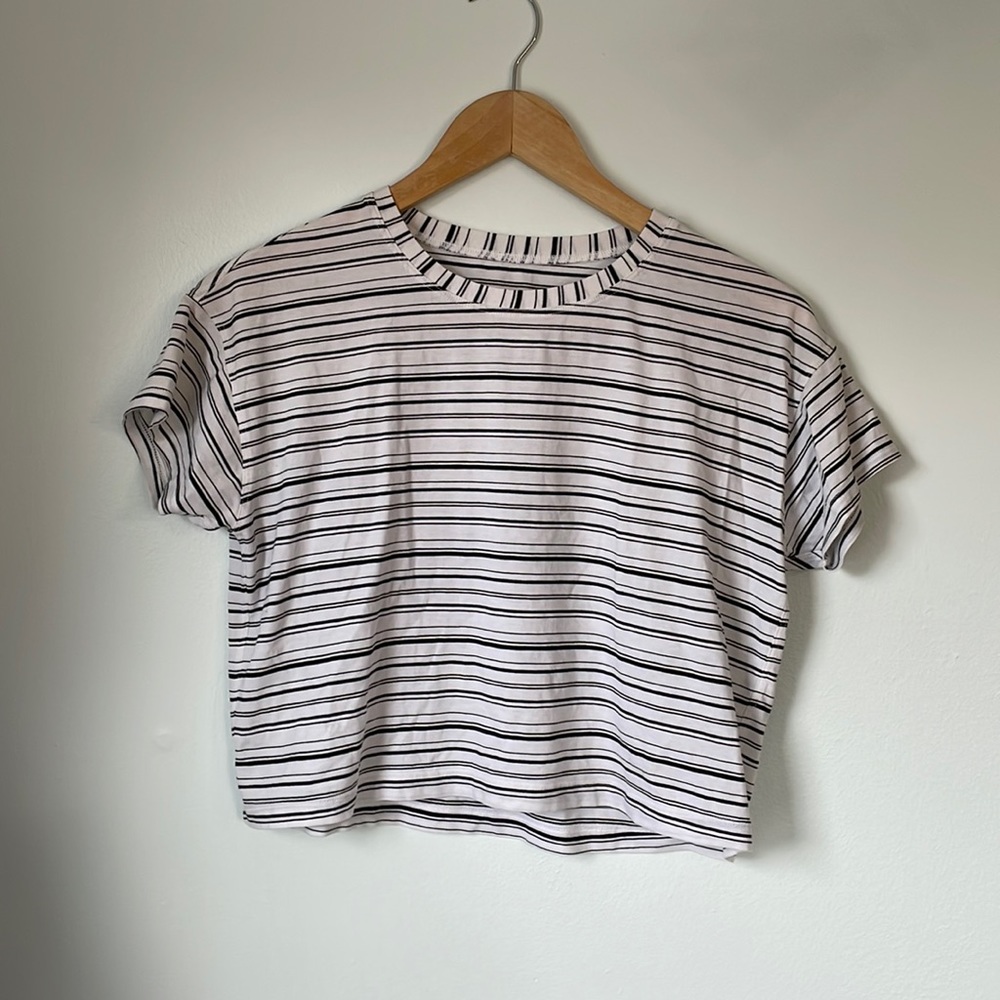 lululemon striped crop tee